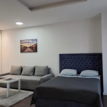 Premier 2 A Blok Beograd